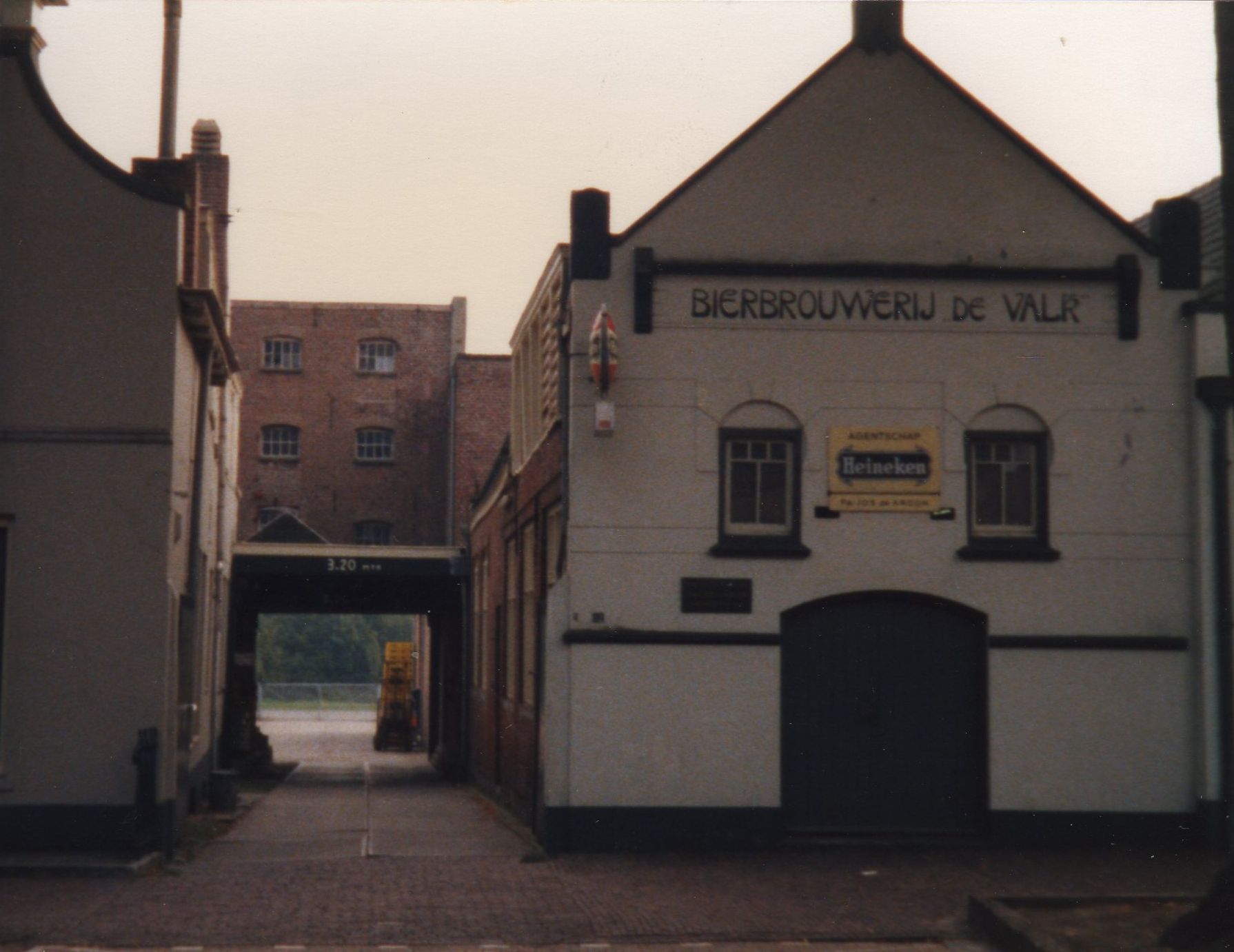 Voormalige bierbrouwerij De Valk in Oisterwijk (voorzijde)